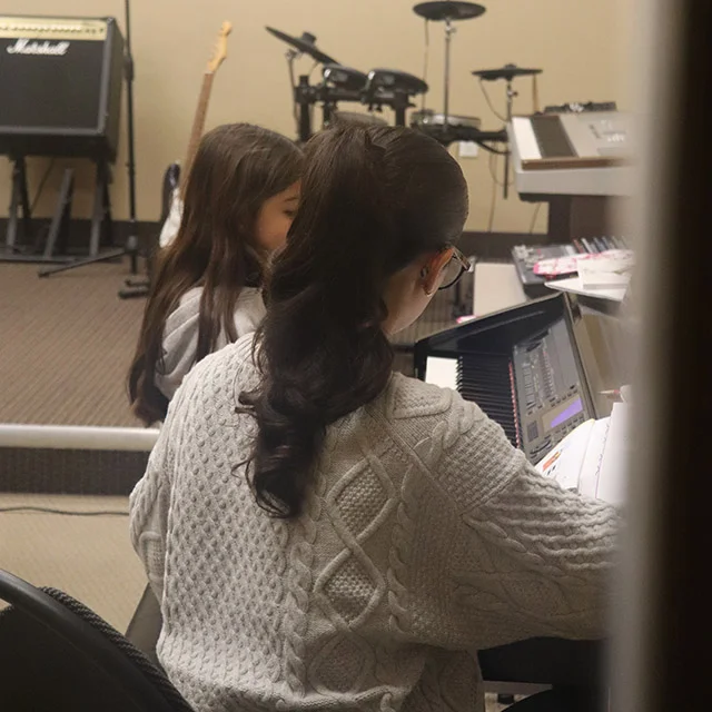 Experienced and Qualified Instructors